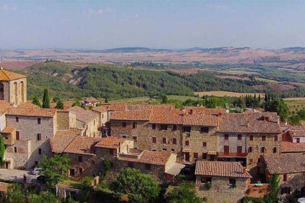 Villa Marta Contignano エクステリア 写真